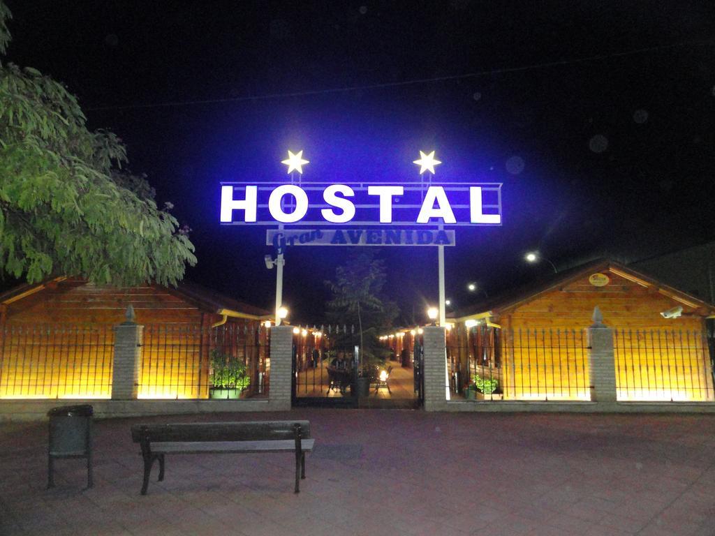 Hostal Gran Avenida Tarancón Kültér fotó