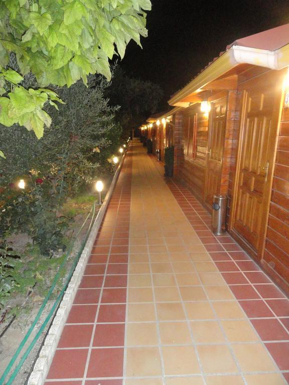 Hostal Gran Avenida Tarancón Kültér fotó